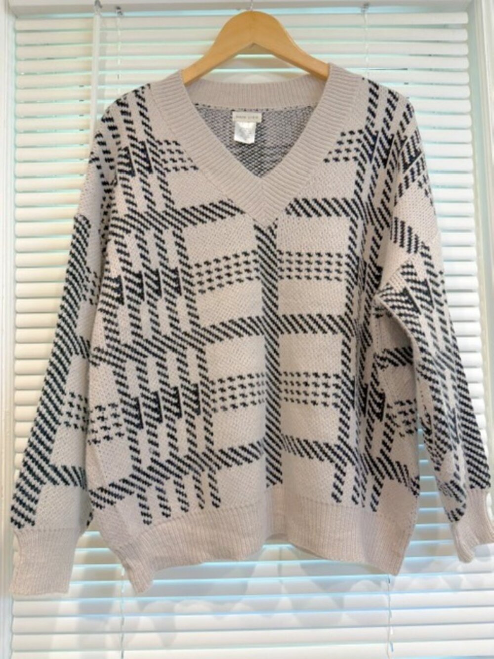 Main Strip Plaid Oversized Pullover Sweater